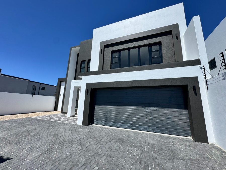 4 Bedroom Property for Sale in Sandown Western Cape